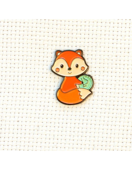Magnetic Needle Holder - Fox Embroidery