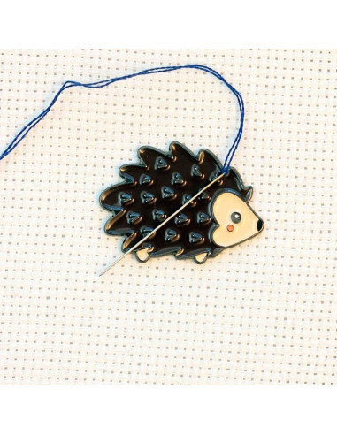 Magnetic Needle Holder - Hedgehog