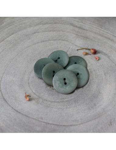 Palm Button - Cedar