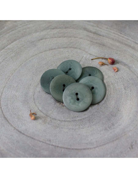 Palm Button - Cedar