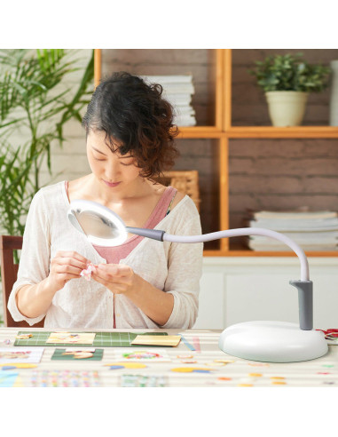 Daylight Magnificent Pro 3-in-1 Magnifying Lamp