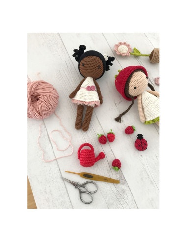 Book: Lulu's Crochet Dolls
