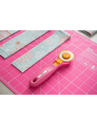 Ergonomic Pink Olfa 45mm Rotary Cutter