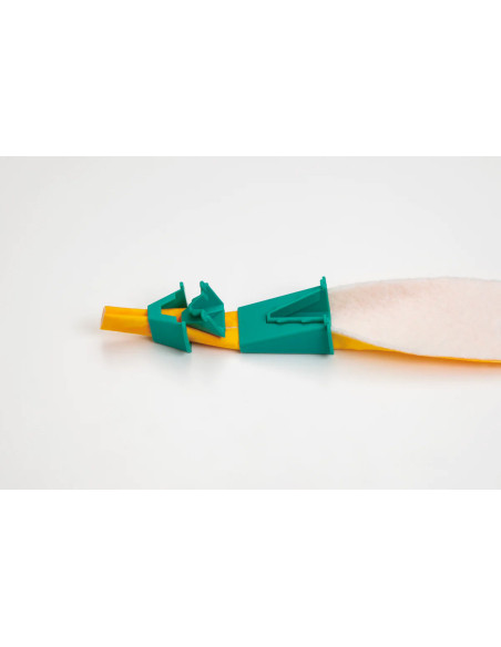 Device for making fabric tubes