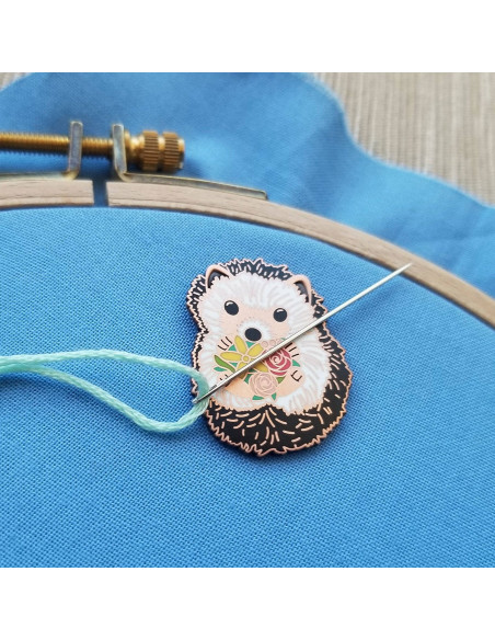 Magnetic Needle Holder - Jessica Hedgehog