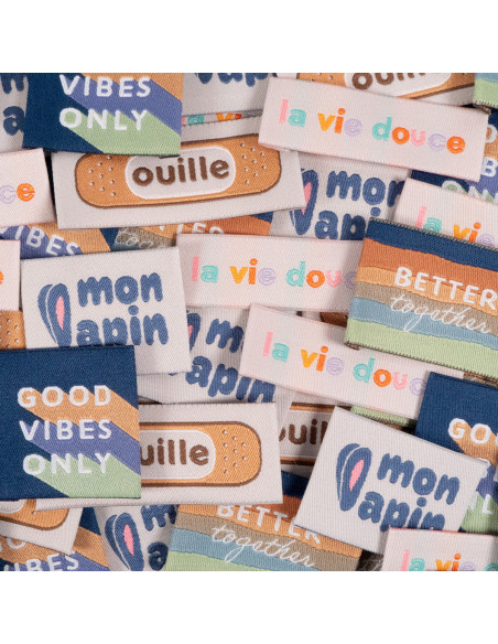 Set of 5 woven labels - Friendly Assortment