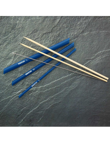 Tool for turning cords and fabric strips Rascol