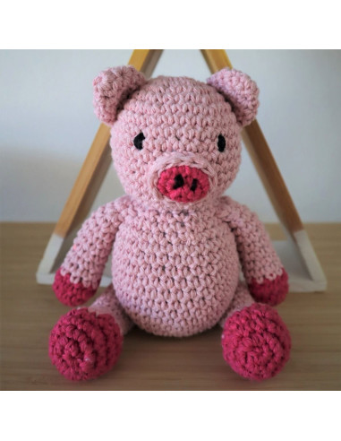 Crochet Kit - Maggie the Piglet