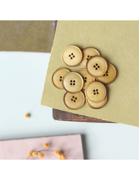 Corozo button with fine edge 20 mm - Bronze