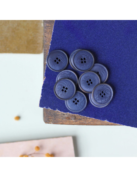 Corozo button with fine edge 20 mm - Indigo