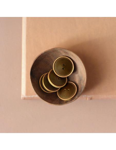 Stained wood button 20 mm - Olive