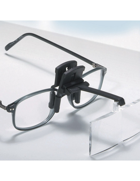 Daylight magnifying glasses for glasses