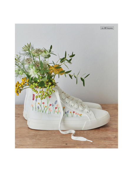 Book: Learn Embroidery in 10 Lessons