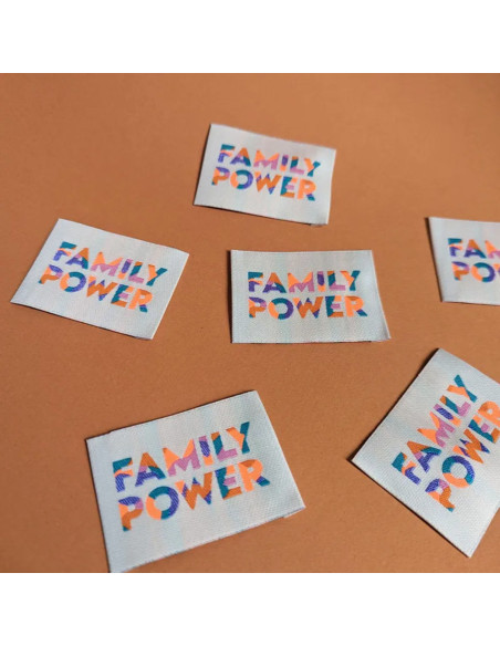 Set of 6 woven labels - Family power