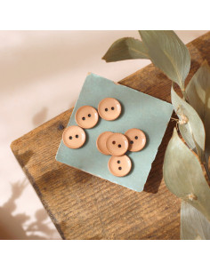 12 mm flanged button - Clay