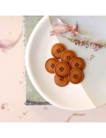 Corozo button with fine edge 20 mm - Cinnamon