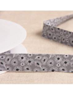 Daisy bias - Medium gray
