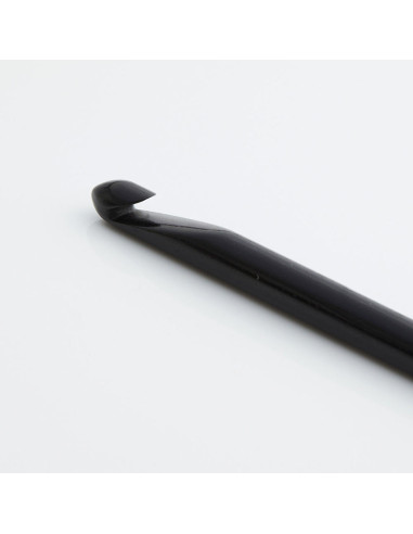 Lantern Moon ebony wood crochet hook