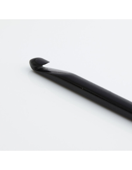 Lantern Moon ebony wood crochet hook