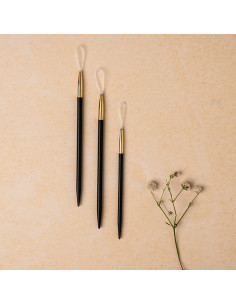 Ebony wood finishing wool needles with nylon loop Lantern Moon