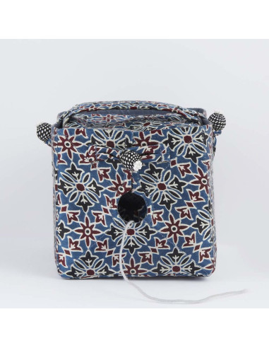 Fabric box for unwinding Arjak Lantern Moon yarn balls