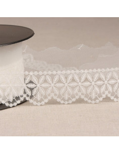 Rosette flower embroidered tulle - White