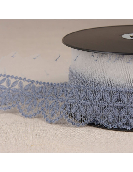 Rosette flower embroidered tulle - Lavender blue