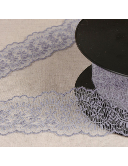 Embroidered tulle in between - Lavender blue