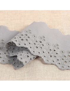 Scalloped Lily Flower Broderie Anglaise - Medium Gray