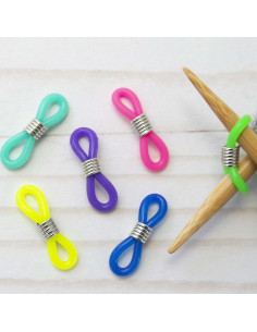 Set of 6 multicolored stitch stoppers for knitting needles