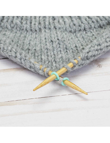 Set of 6 multicolored stitch stoppers for knitting needles