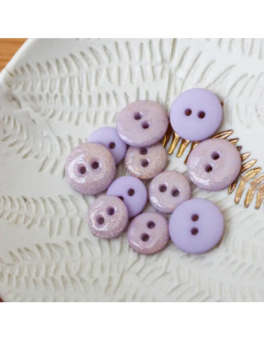 Glitter button with 2 holes - Lilac