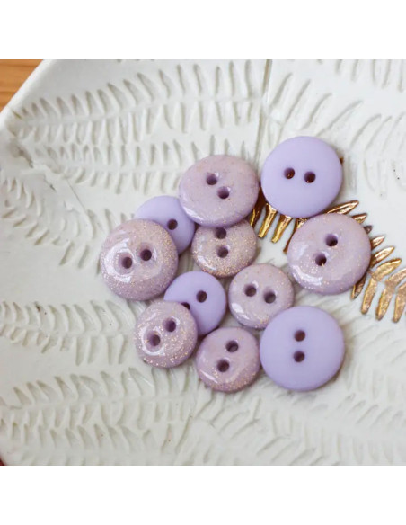 Glitter button with 2 holes - Lilac