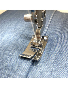 Double level foot Janome