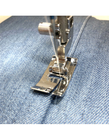 Double level foot Janome