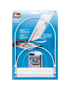 Easel for magnetic board