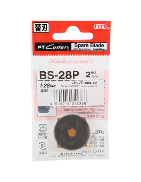 2 perforated replacement blades for NT Cutter 28 mm retractable cutter