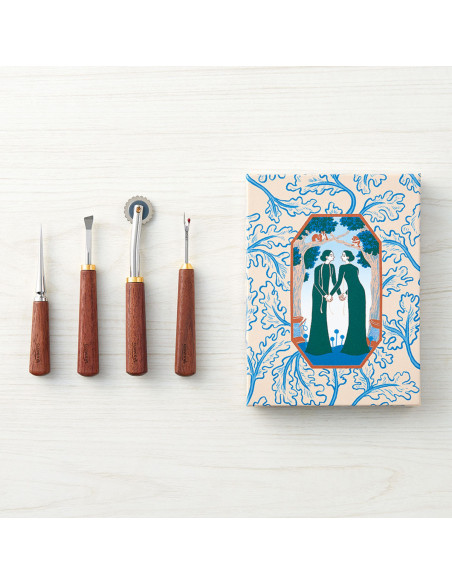 Clover walnut wood sewing tool set