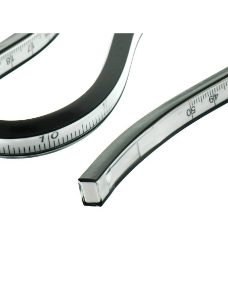 Curved graduated ruler