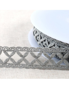Guipure lattice - Medium gray