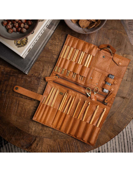 Muud Billie Leather Storage Case for Crochet Hooks and Interchangeable Needles - Whisky