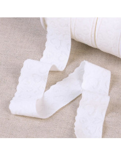 Elastic lingerie with white heart lace design