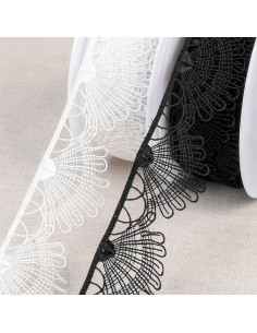 Fine guipure fan - White 2