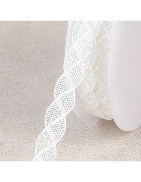 Fine chain guipure - White