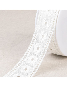 Fine floral guipure - White