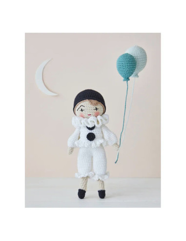 Retro Crochet Doll Book