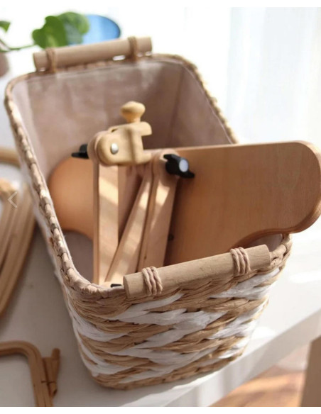 Adjustable stand for embroidery hoop