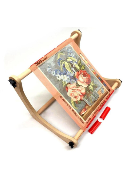 Embroidery frame with clips for tapestry and cross-stitch