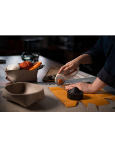 Fiskars 2-in-1 Rotary Cutter with 45 mm and 60 mm Blades 2