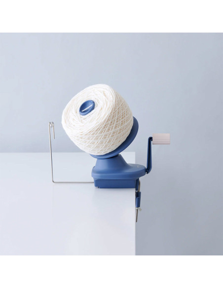 Clover premium yarn ball winder